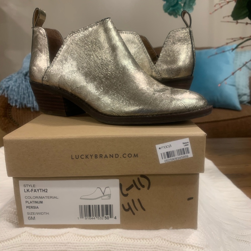 LUCKyBRAND Shootiies